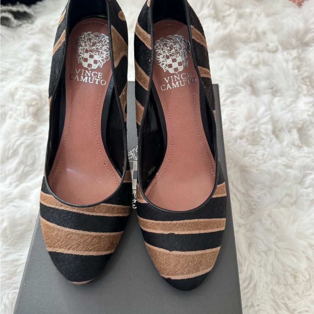 Vince Camuto Black and Tan Striped Heels